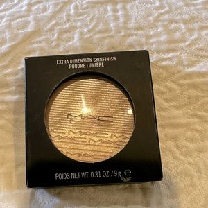 MAC Extra Dimension Skinfinish Highlighter in Double-Gleam NEW